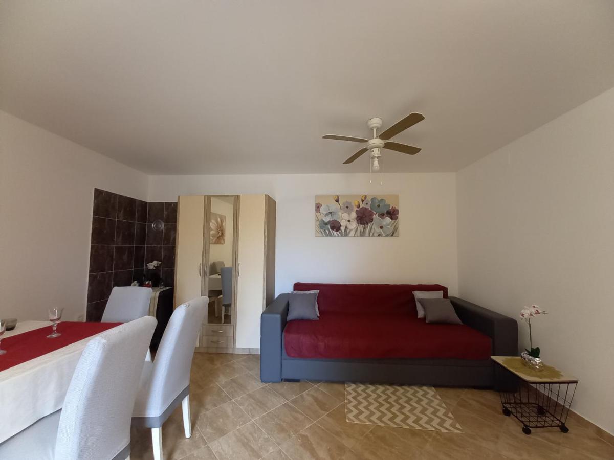 Apartment & Studio Vrdoljak Sveti Anton  Buitenkant foto