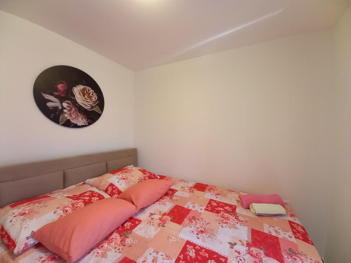 Apartment & Studio Vrdoljak Sveti Anton  Buitenkant foto
