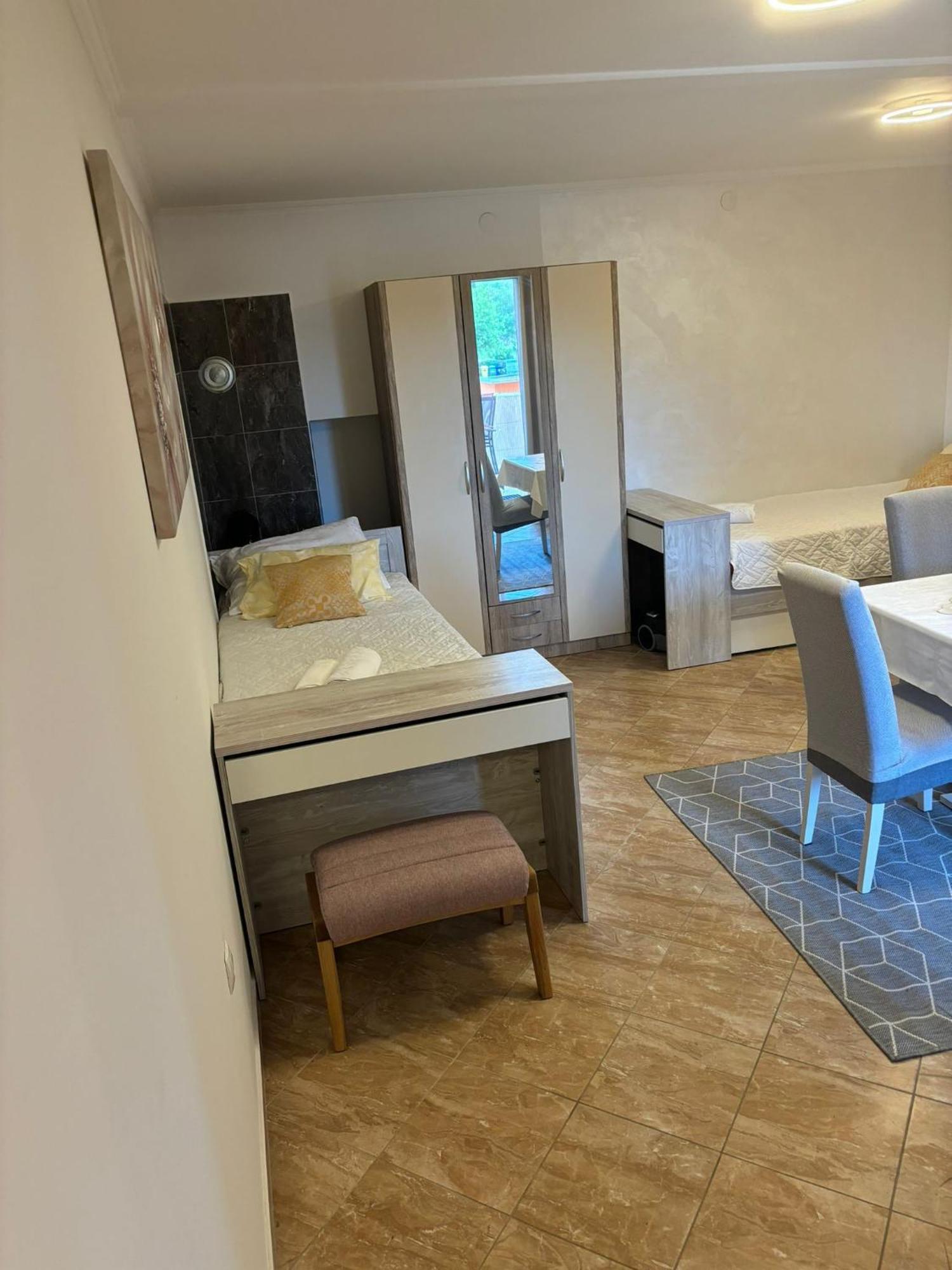 Apartment & Studio Vrdoljak Sveti Anton  Buitenkant foto