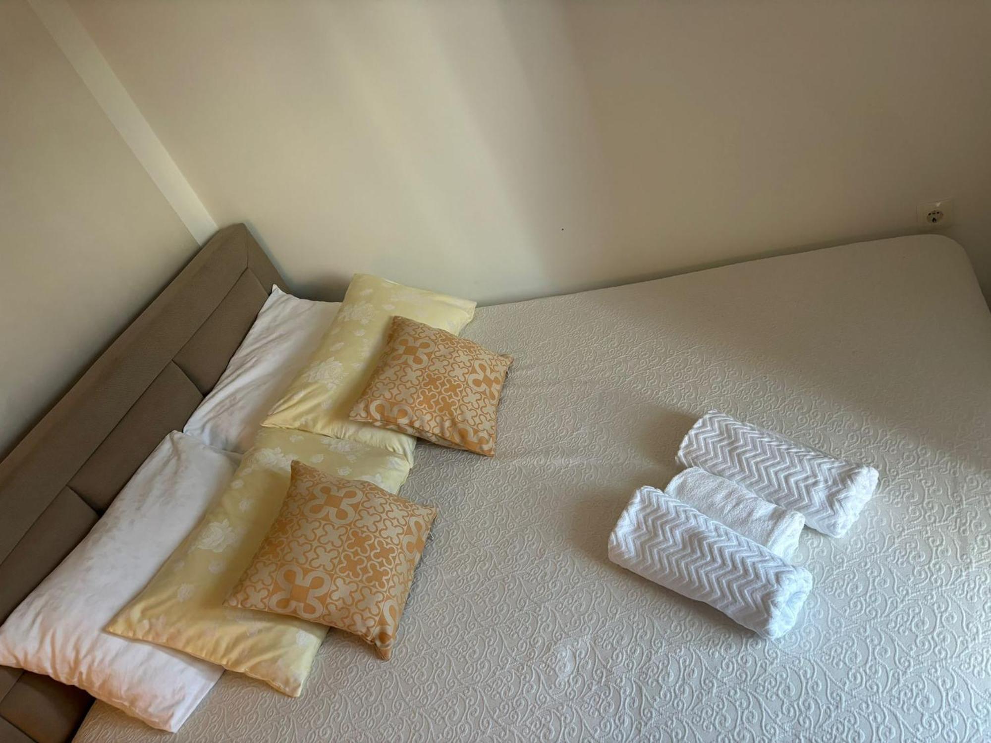 Apartment & Studio Vrdoljak Sveti Anton  Buitenkant foto
