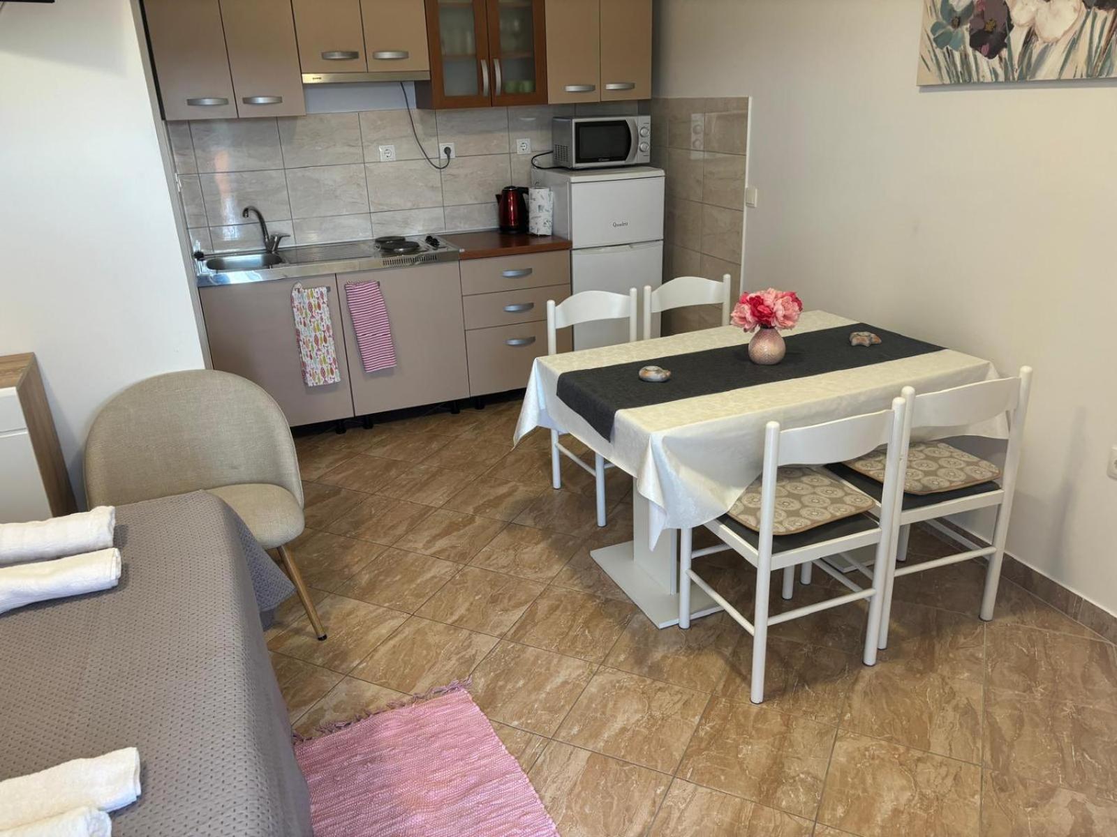 Apartment & Studio Vrdoljak Sveti Anton  Buitenkant foto